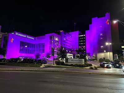 stories/2023-june-news-methodist-hospital-glows.jpg